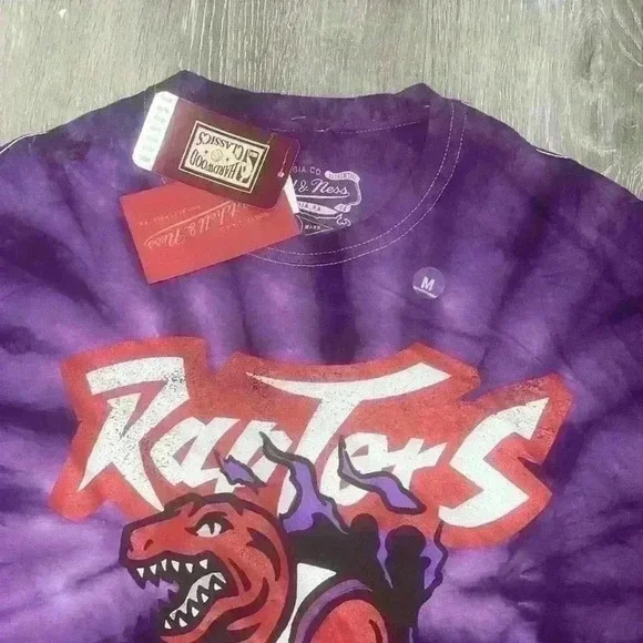 Mitchell & Ness Tie-Dyed Toronto Raptors Finals T-Shirt - Purple Size Medium - Picture 3 of 5